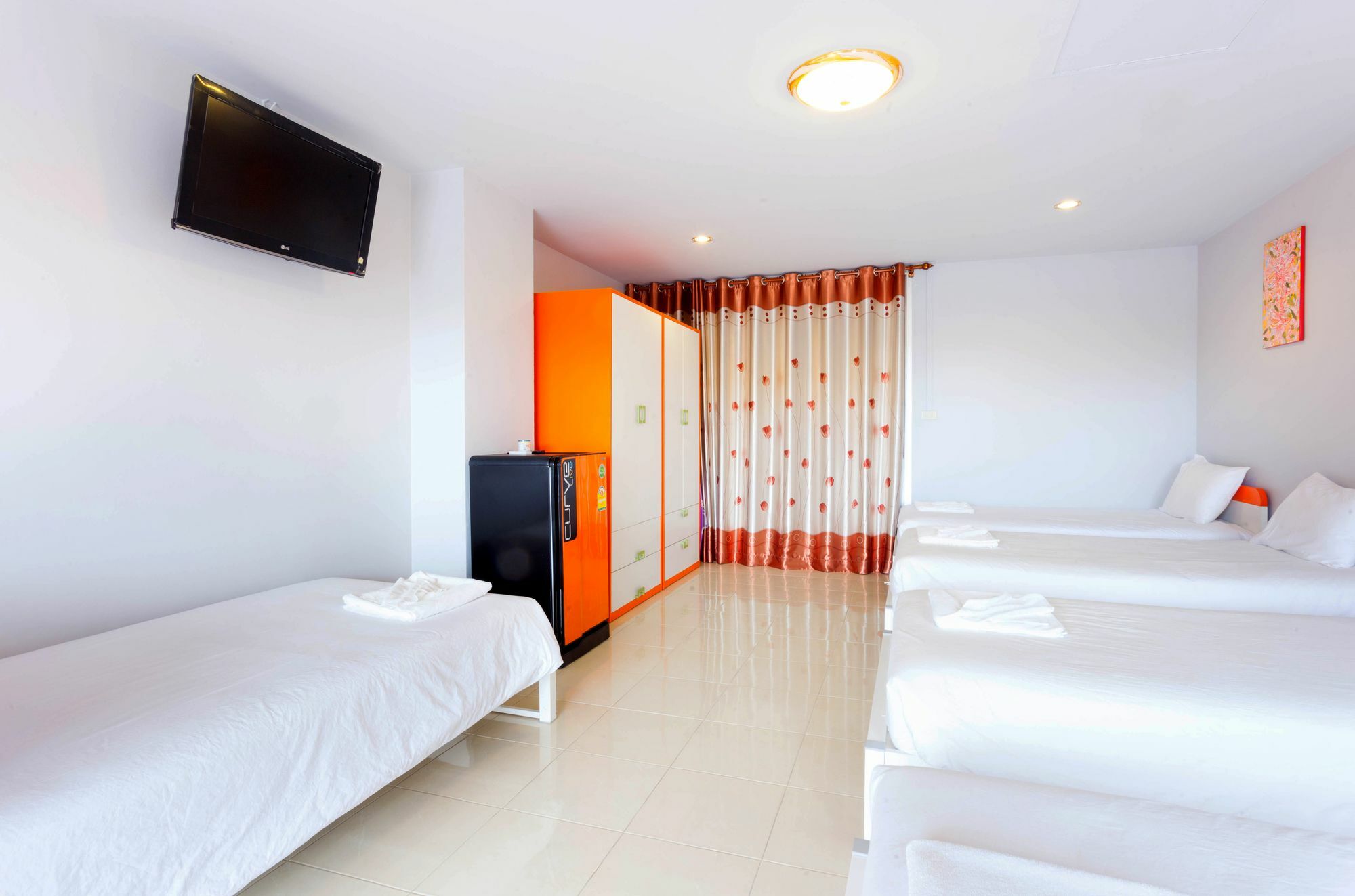 Luna Guesthouse And Travel Rawai Экстерьер фото