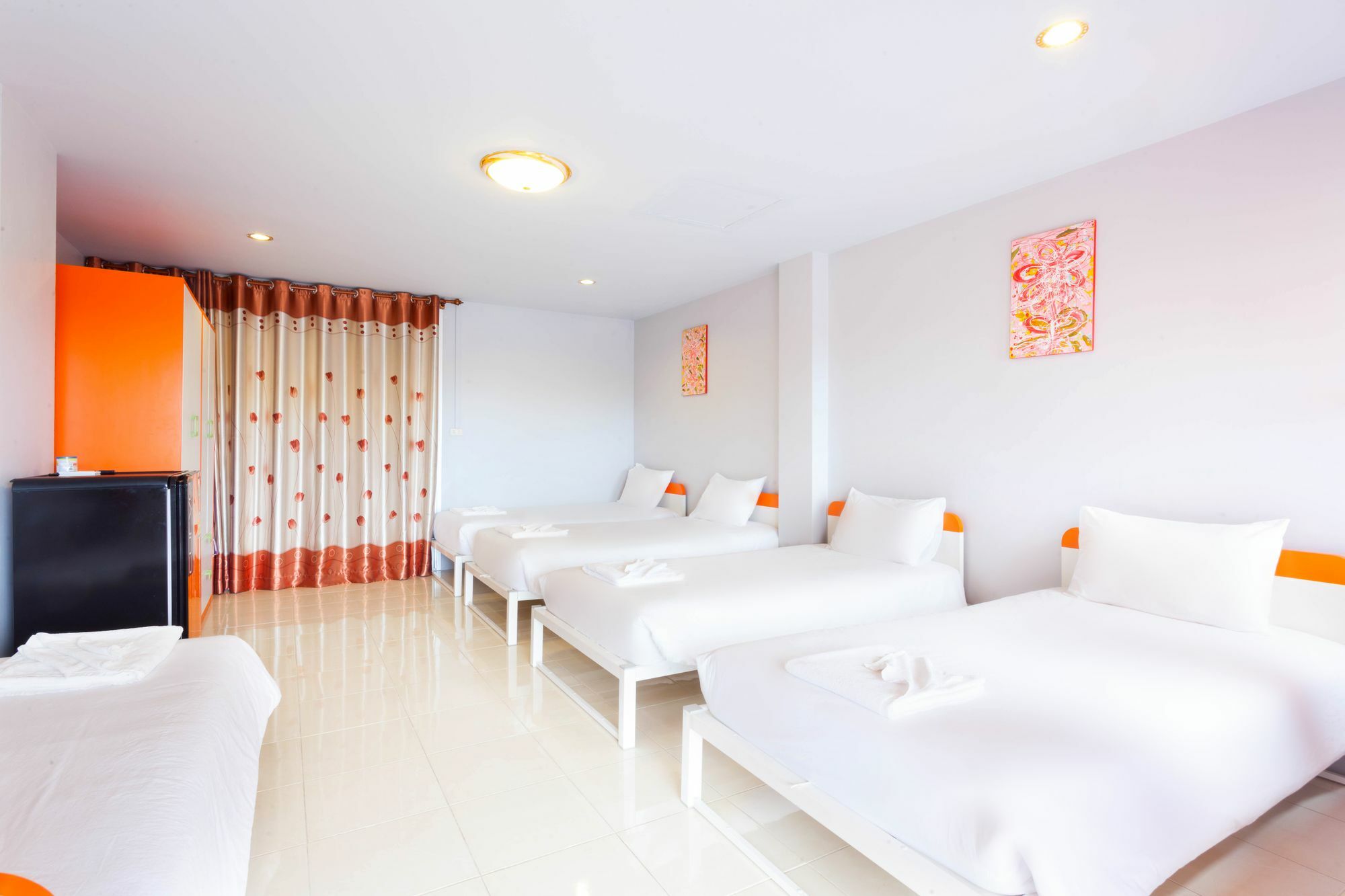 Luna Guesthouse And Travel Rawai Экстерьер фото
