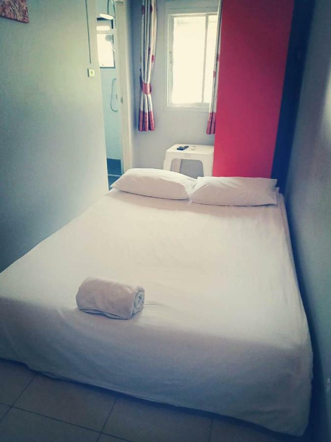 Luna Guesthouse And Travel Rawai Экстерьер фото