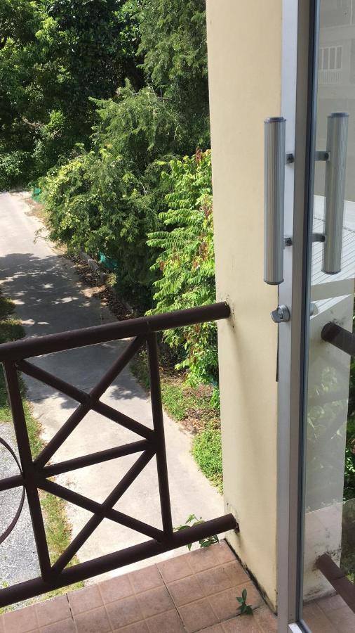 Luna Guesthouse And Travel Rawai Экстерьер фото